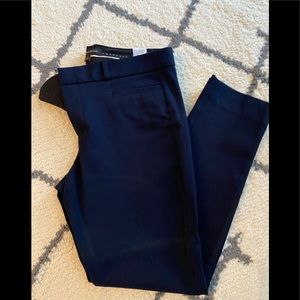 Banana Republic Dark Navy Pencil Pant in Size 6